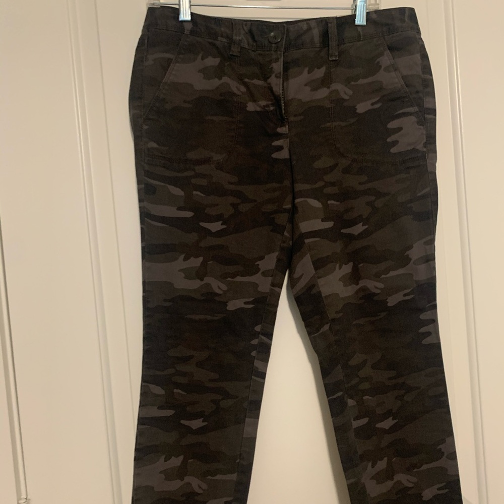 Ann Taylor Camo Marisa Fit Skinny Jean Size10P NWT